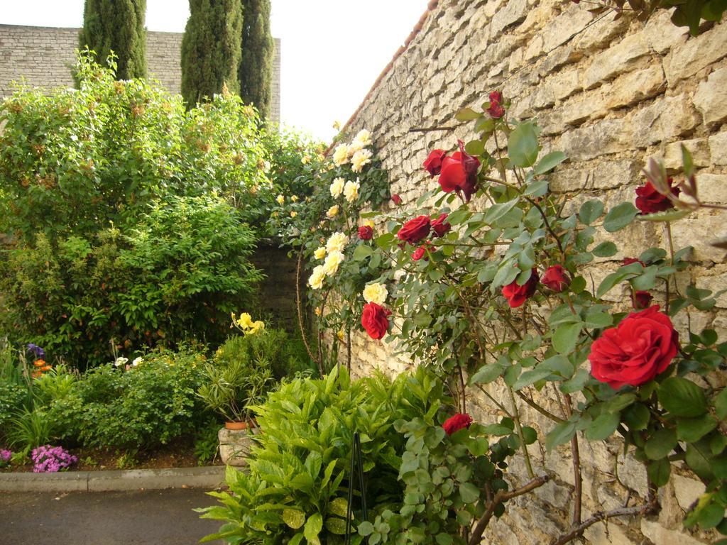 Hotel La Villa Fleurie Beaune  Luaran gambar