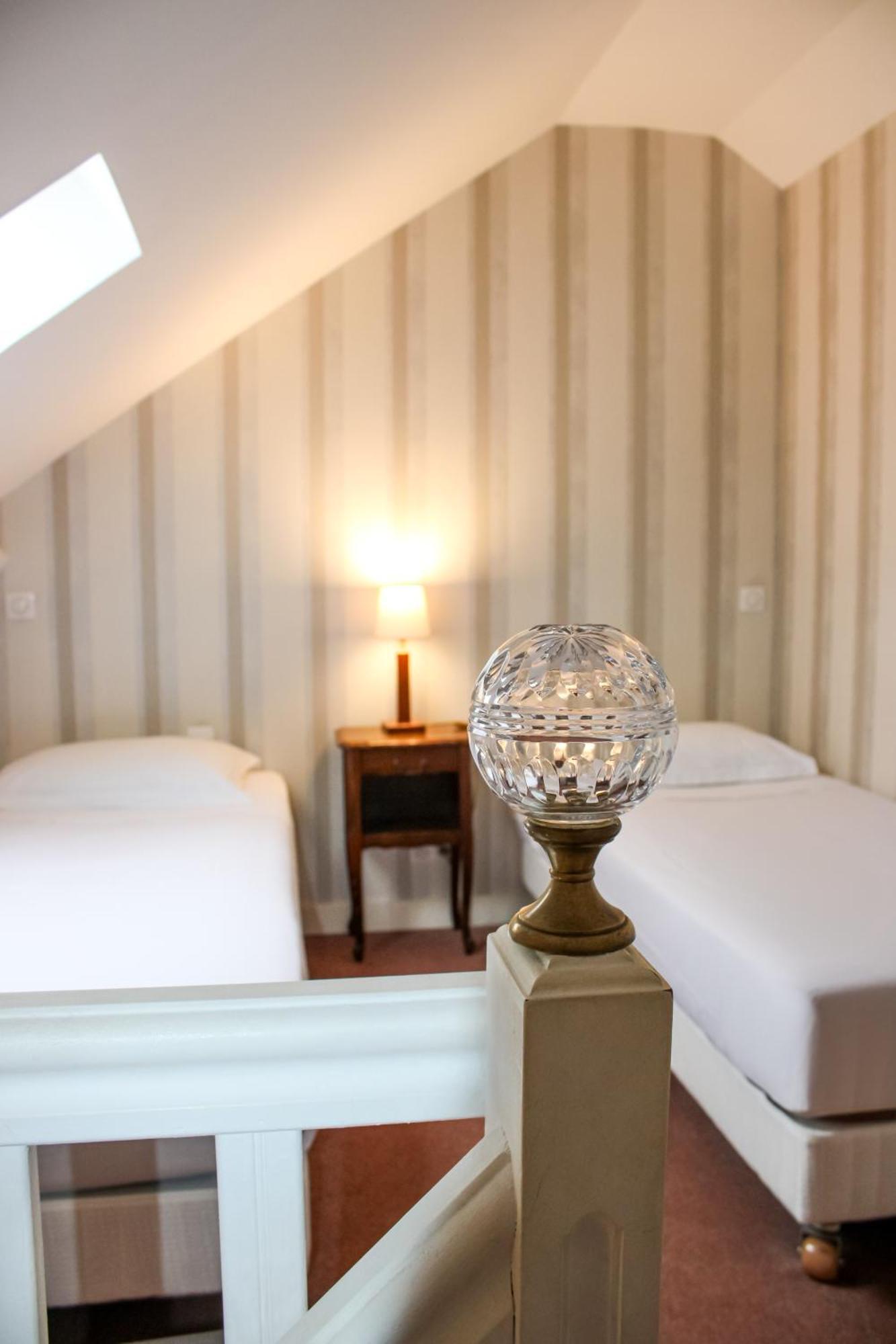 Hotel La Villa Fleurie Beaune  Luaran gambar